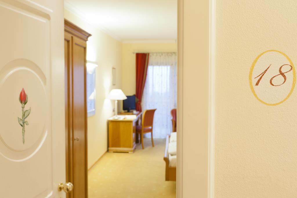 Hotel Aster Merano Ngoại thất bức ảnh