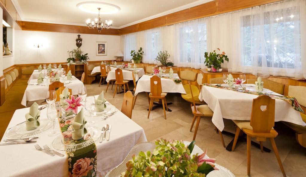 Hotel Aster Merano Ngoại thất bức ảnh