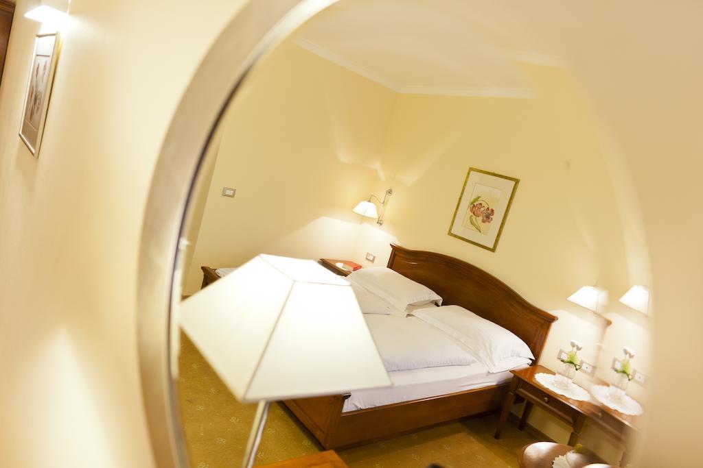 Hotel Aster Merano Ngoại thất bức ảnh